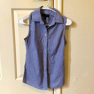 Sleeveless button down non iron Banana Republic blouse
